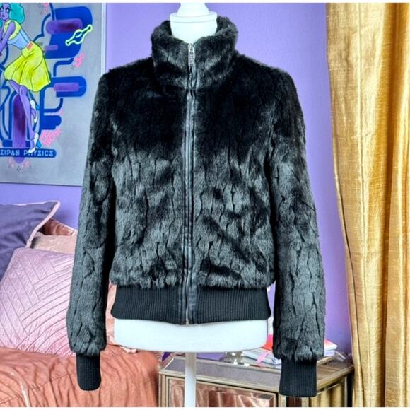 Lipsy London Faux Fur Bomber Jacket 🛸 Size 4 - Picture 1 of 11